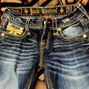 Rock revival size 25 skinny jeans, worn one time